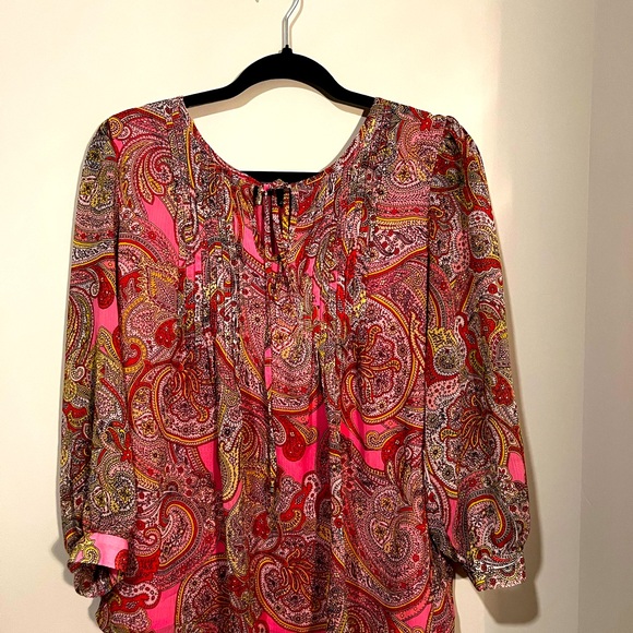 Tommy Hilfiger - Picture 3 of 3